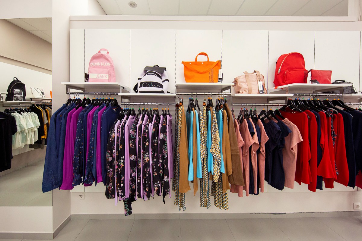 Fashion hot sale clothing store